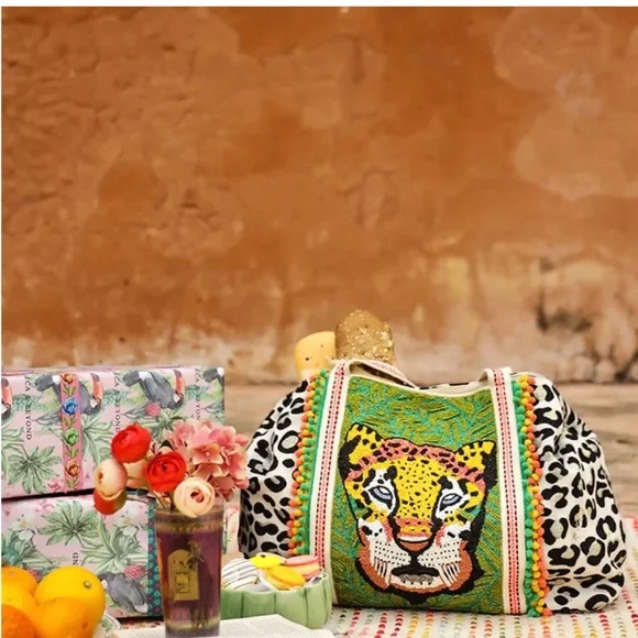 Leopard Beaded Tote Bag - Picture 5 of 5